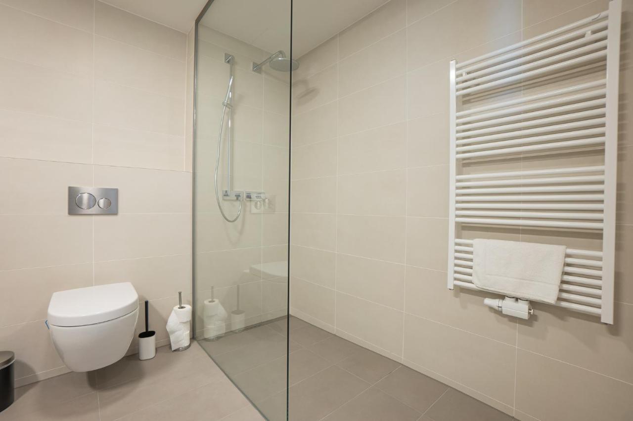 Posh On 22nd Floor + Loggia, Pool, Gym, Sauna
