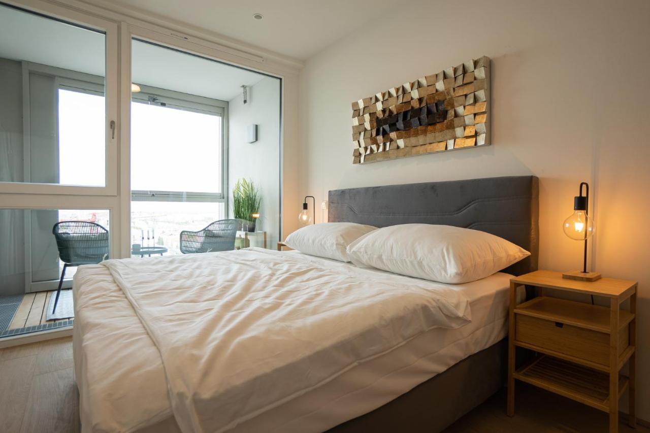Posh On 22nd Floor + Loggia, Pool, Gym, Sauna Apartment Wien